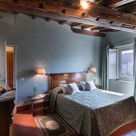 Palazzo Guadagni 3*
