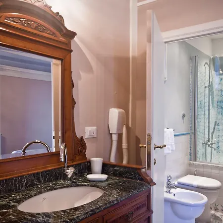 Palazzo Guadagni Hotel