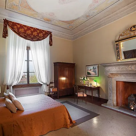 Palazzo Guadagni Hotel Florence